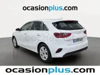 Usado Kia Ceed 136 CV (100 kW) 2023 Blanco Utilitario