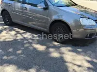 Usado VW Golf V Sportline 140 HP (102 kW) 2007 Cinzento Sedan