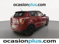 Gebraucht SsangYong Tivoli Limited 116 PS (85 kW) 2016 Rot SUV