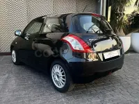 Usado Suzuki Swift GL 95 CV (69 kW) 2011 Negro Utilitario