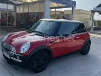 Usado Mini ONE 90 CV (66 kW) 2002 Rojo Utilitario