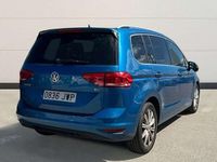 Usado VW Touran Sportline 116 CV (85 kW) 2017 Azul Monovolumen