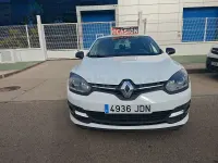 Usado Renault Mégane III Zen 110 CV (80 kW) 2016 Blanco Berlina