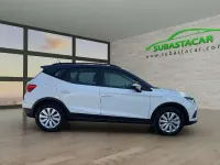 Usado Seat Arona Style 110 CV (80 kW) 2021 Blanco SUV