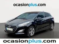 Usado Hyundai i30 110 HP (80 kW) 2015 Preto Citadino