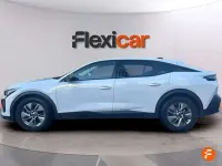 Usado Peugeot 408 Allure 145 CV (106 kW) 2025 Blanco SUV