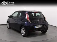 Usado Toyota Aygo X-play 69 CV (50 kW) 2016 Gris / plata Utilitario