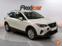Usado Seat Arona Reference 95 CV (69 kW) 2022 Blanco SUV