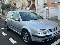 Usado VW Golf IV 110 CV (80 kW) 2001 Gris / plata Berlina
