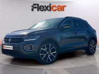 Usado VW T-Roc Life 116 CV (85 kW) 2023 Gris SUV