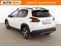 Usado Peugeot 2008 GT-line 120 CV (88 kW) 2017 Blanco SUV