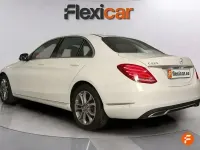 Usado Mercedes C220 170 CV (125 kW) 2015 Blanco Berlina