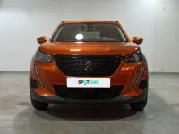 Usado Peugeot 2008 Style 100 CV (73 kW) 2021 Naranja SUV