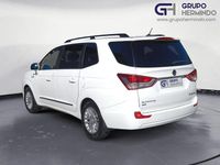 Usado SsangYong Rodius 155 CV (114 kW) 2014 Blanco Monovolumen
