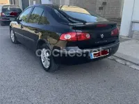 Usado Renault Laguna II Expression 120 CV (88 kW) 2005 Negro Berlina