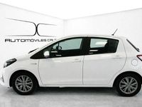 Usado Toyota Yaris Hybrid Active 100 CV (73 kW) 2020 Blanco Berlina
