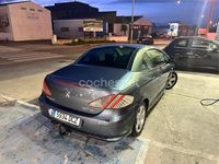 Usado Peugeot 307 CC 110 CV (80 kW) 2007 Gris / plata Descapotable