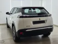 Usado Peugeot 2008 Active 100 CV (73 kW) 2021 Blanco SUV