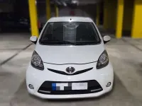 Usado Toyota Aygo Live 68 CV (50 kW) 2012 Blanco Utilitario