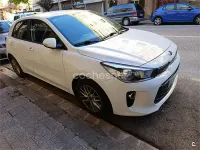 Usado Kia Rio 100 CV (73 kW) 2020 Blanco Berlina