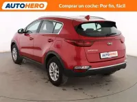 Usado Kia Sportage 135 CV (99 kW) 2021 Rojo SUV