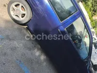 Usado Seat Ibiza Stella 75 CV (55 kW) 2000 Azul Utilitario