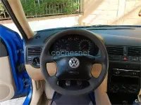 Usado VW Golf IV Conceptline 100 CV (73 kW) 2001 Azul Berlina