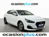 Usado Hyundai i30 120 CV (88 kW) 2020 Blanco Berlina