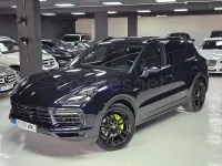 Usado Porsche Cayenne E-Hybrid 462 CV (339 kW) 2020 Negro SUV