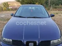 Usado Seat Toledo Stella 100 CV (73 kW) 2001 Azul Berlina
