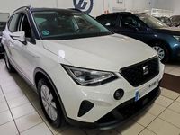 Usado Seat Arona Style 116 CV (85 kW) 2025 Blanco + techo gris magnetic SUV