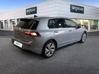 Usado VW Golf VIII 115 CV (84 kW) 2025 Gris / plata Berlina