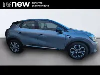 Usado Renault Captur Zen 115 CV (84 kW) 2021 Gris SUV