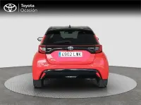 Usado Toyota Yaris Hybrid Plus 116 CV (85 kW) 2022 Otro Monovolumen