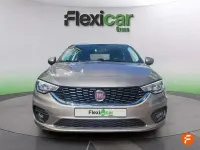 Usado Fiat Tipo Lounge 95 CV (69 kW) 2018 Beige Berlina