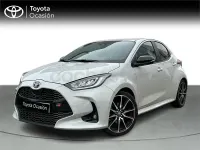 Käytetty Toyota Yaris Hybrid Sport 116 HP (85 kW) 2023 Harmaa Sedan