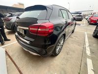 Usado Mercedes GLA200 156 CV (114 kW) 2018 Negro SUV