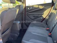 Usado Ford Fiesta Titanium 100 CV (73 kW) 2015 Rojo Berlina