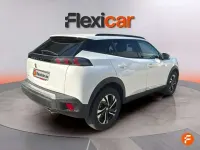 Usado Peugeot 2008 Allure 110 CV (80 kW) 2021 Blanco SUV