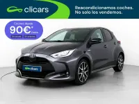 Usado Toyota Yaris Plus 75 CV (55 kW) 2021 Gris Utilitario
