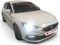 Usado Seat Leon Style 115 CV (84 kW) 2021 Blanco