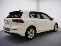 Usado VW Golf VIII Life 130 CV (95 kW) 2022 Blanco Berlina
