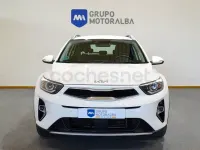 Usado Kia Stonic 84 CV (61 kW) 2023 Blanco SUV