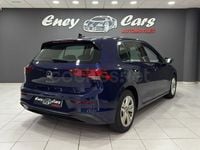 Usado VW Golf VIII 110 CV (80 kW) 2022 Azul Berlina