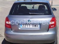 Usado Skoda Fabia Active 60 CV (44 kW) 2014 Gris / plata Berlina