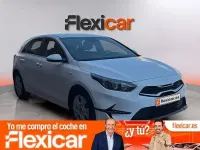 Usado Kia Ceed 136 CV (100 kW) 2023 Blanco Utilitario