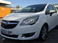 Usado Opel Meriva Selective 110 CV (80 kW) 2016 Blanco Monovolumen