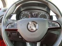 Usado Skoda Fabia 110 CV (80 kW) 2019 Rojo Berlina