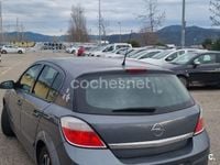 Usado Opel Astra Enjoy 105 CV (77 kW) 2004 Gris / plata Berlina