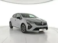 Usado Renault Clio V Techno 100 CV (73 kW) 2025 Gris Berlina